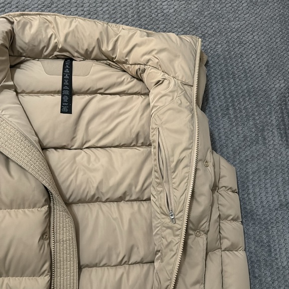 Lululemon Men’s Wunder Puff Vest - Picture 7 of 9